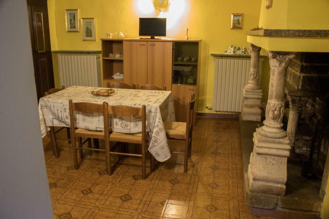 Il Camino Apartment Anzino Bagian luar foto