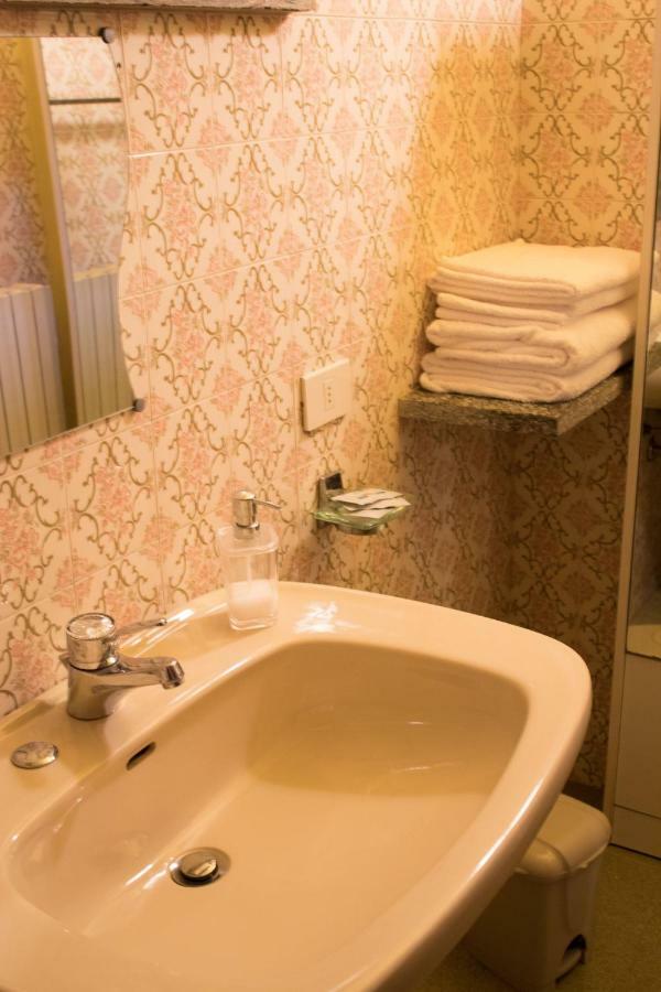 Il Camino Apartment Anzino Bagian luar foto